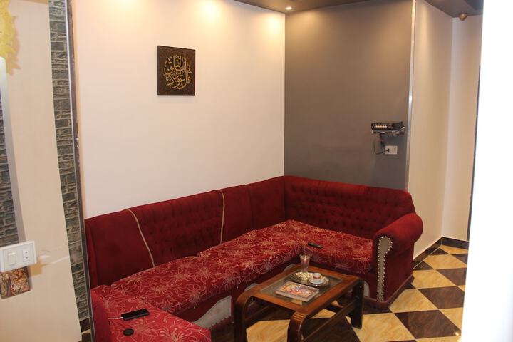 Room 15 of 37