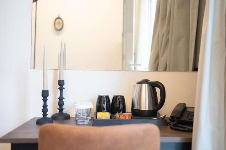 Breakfast/Coffee Service 53 of 90