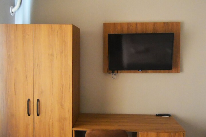 Room 8 of 21