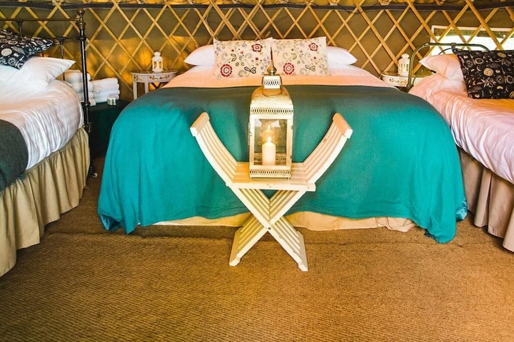 Holly - Yurt-Glamping