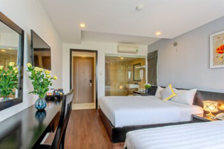 Room 90 of 94