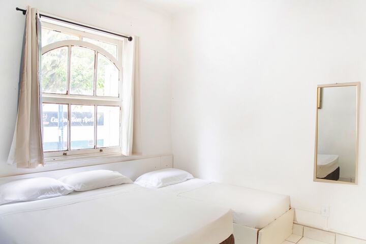 Room 7 of 34