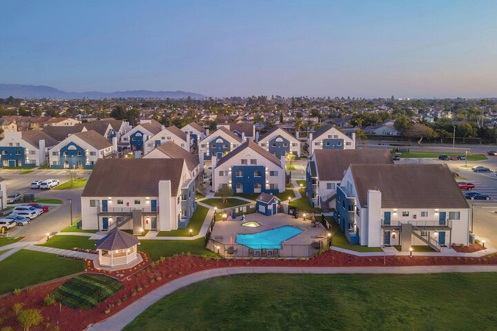 Pool image of Staybridge Suites Oxnard River Ridge by IHG