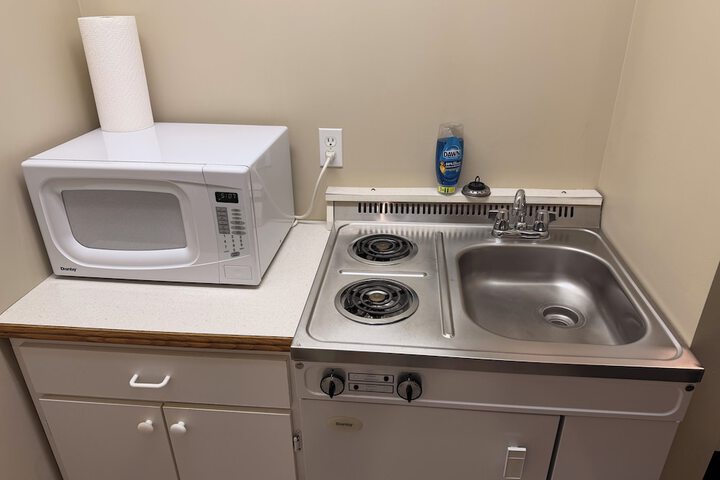 Room 6 of 19