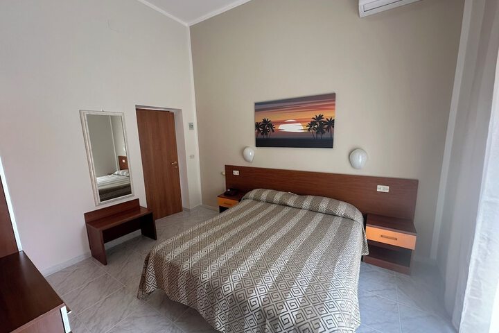Room 16 of 56