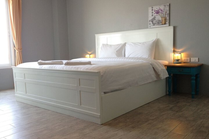 Room 4 of 64