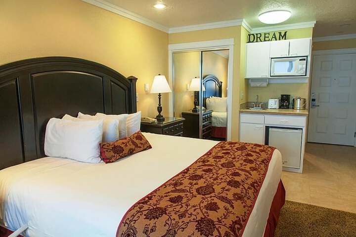 Room 8 of 46