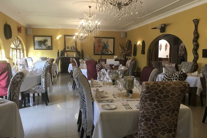 Dining 118 of 143
