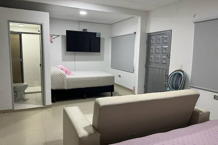 Room 17 of 36