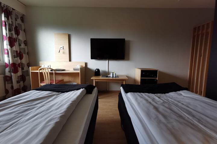 Room 9 of 44