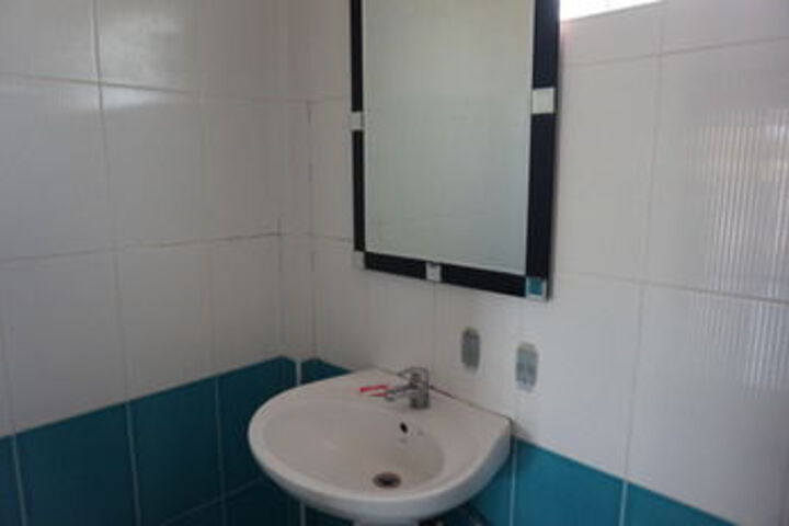 Room 7 of 37