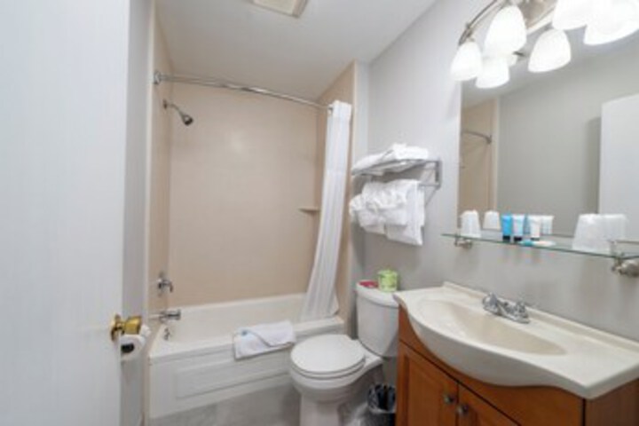 Room 301 of 549