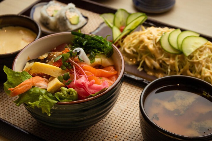 Dining 204 of 325