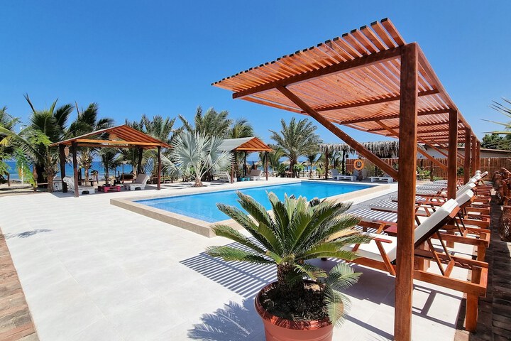 Exterior of Punta del Norte Bungalows