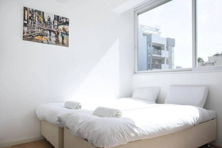 Room 3 of 12