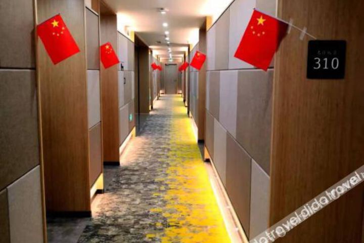 Hotel Interior 11 of 29
