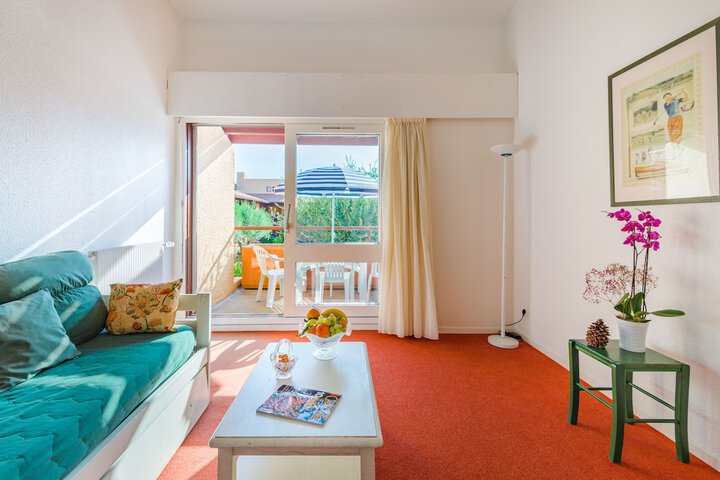 Room 7 of 28