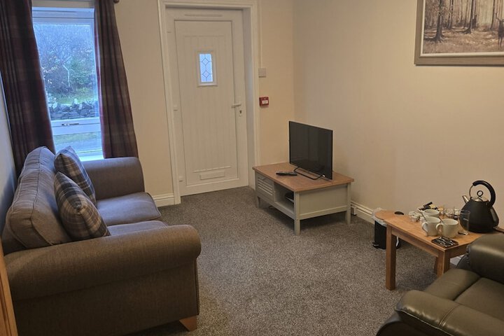Lounge 49 of 51