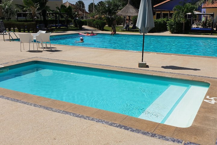 Pool 72 of 104