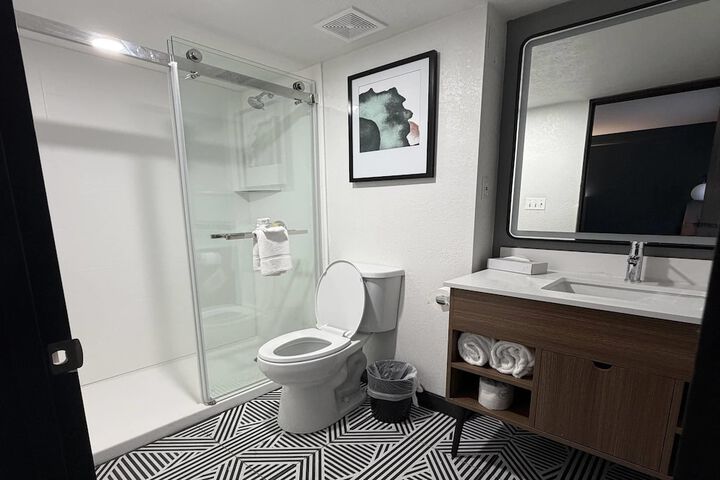 Room 15 of 29