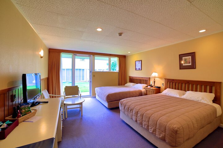 Room 7 of 42