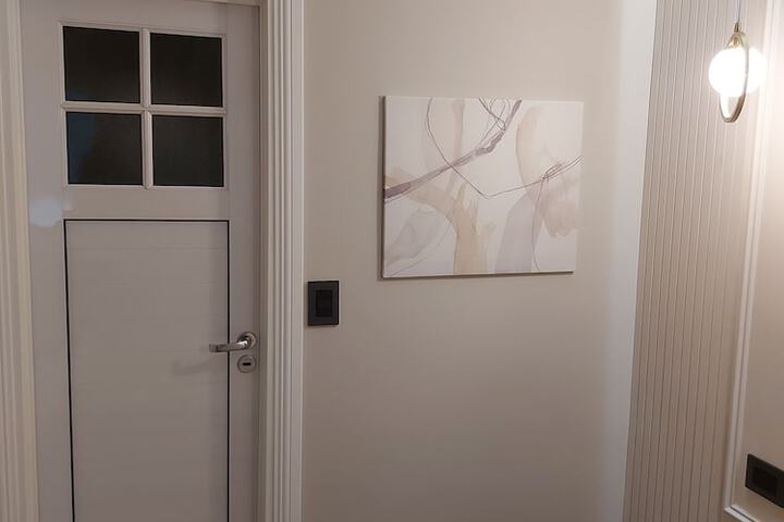 Room 22 of 51