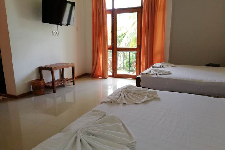 Room 37 of 151