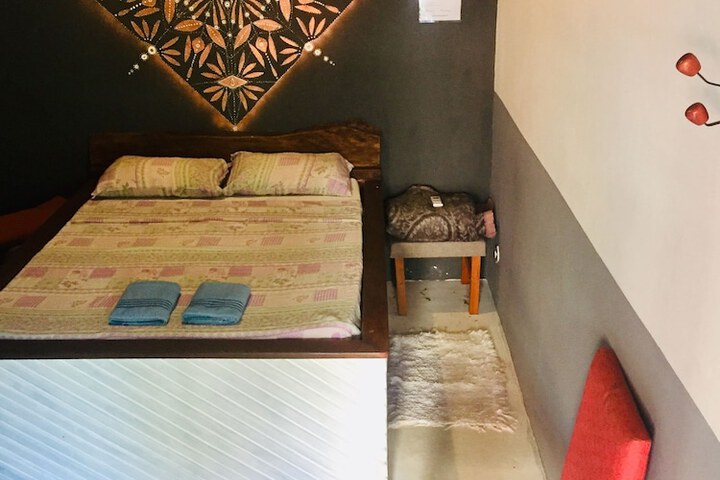 Room 8 of 23