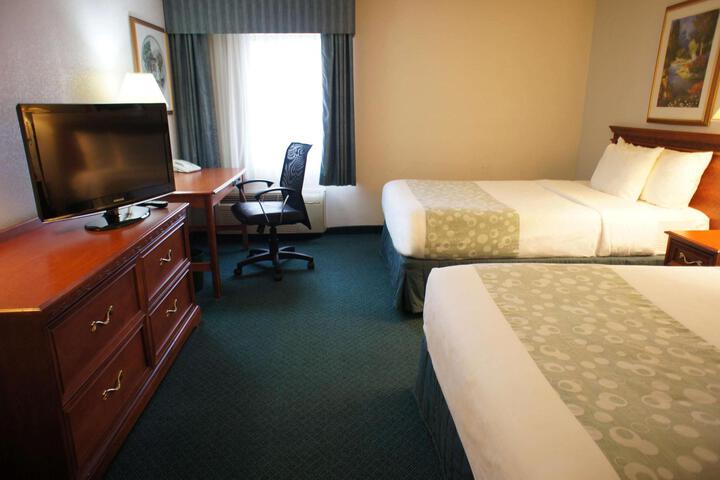 Deluxe 2 Double Beds (6 of 10)