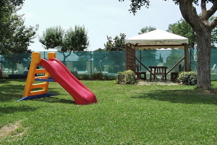 Childrens Activities 84 of 112