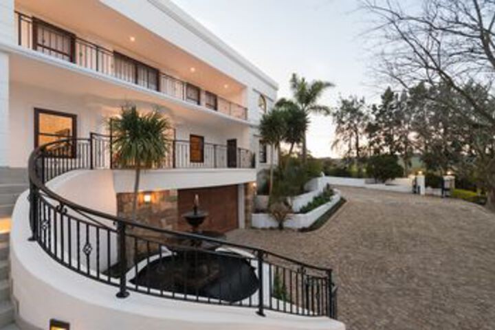 Hotel 49 of 211