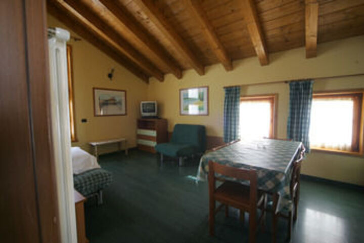 Room 18 of 20