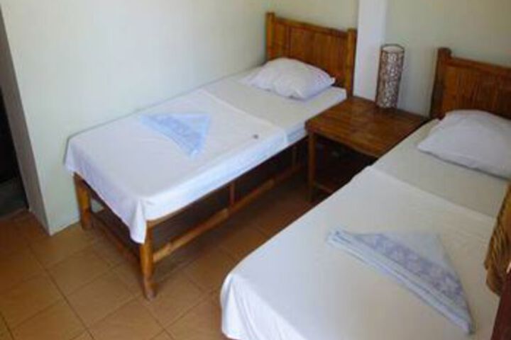 Room 35 of 124
