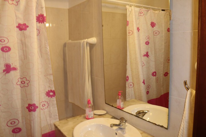 Room 28 of 70