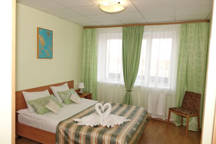 Room 3 of 20