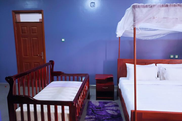 Room 167 of 226