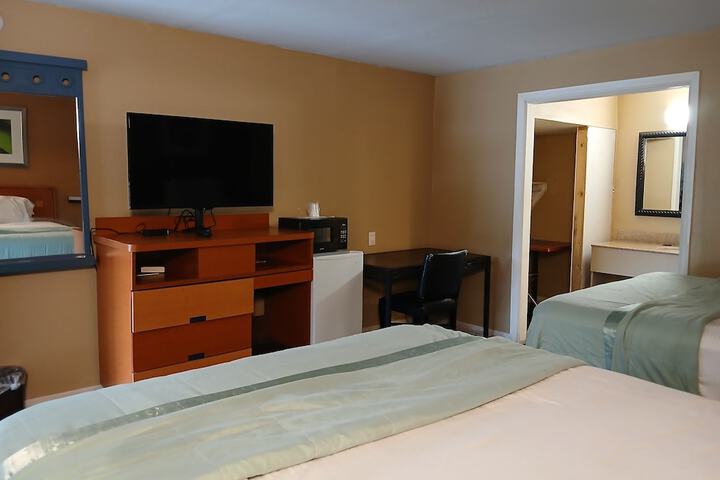 Deluxe 2 Double Beds (5 of 11)