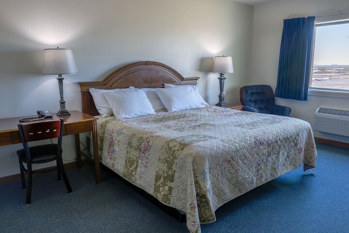 Room 7 of 50