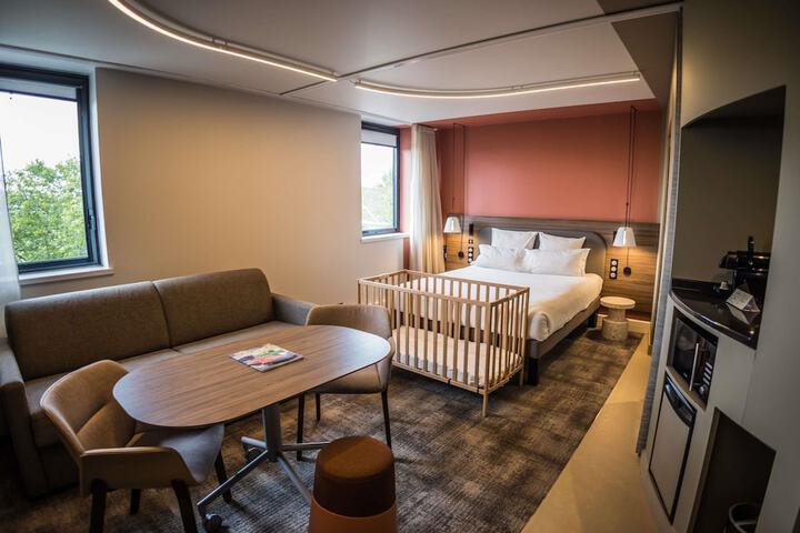 Room 40 of 111