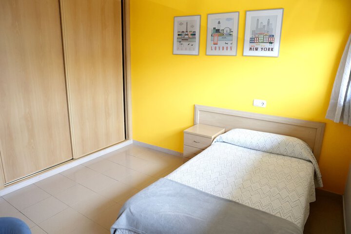 Room 14 of 34