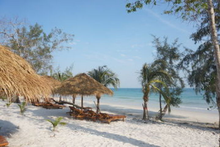 Beach 19 of 64