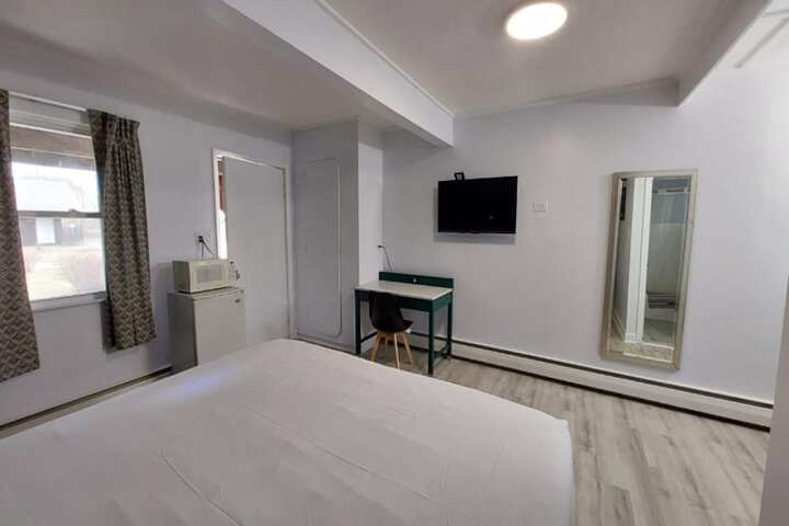 Room 13 of 46