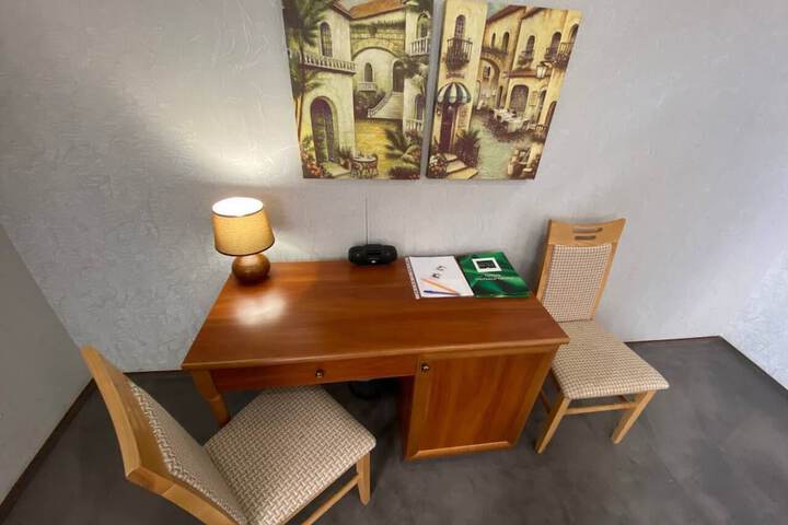 Room 45 of 70