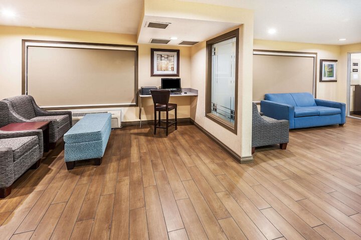 Hotel Interior 3 of 18