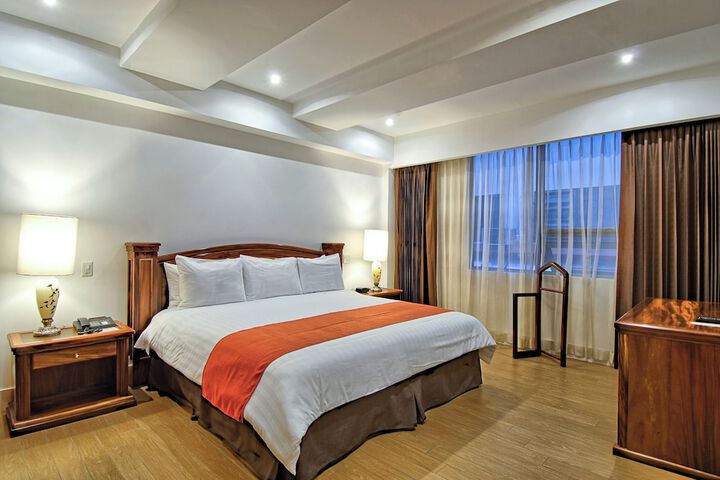 Room 20 of 53