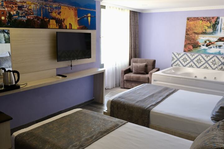 Room 16 of 41