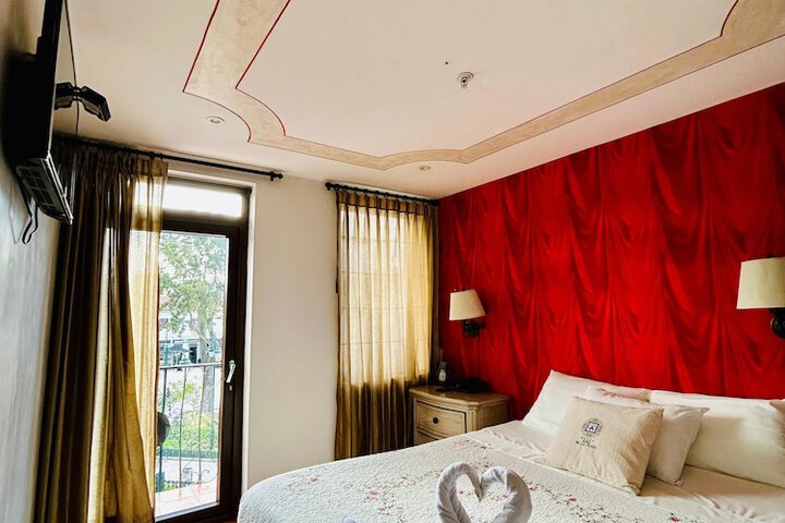 Room 38 of 85