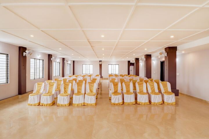Ballroom/Hall 23 of 34