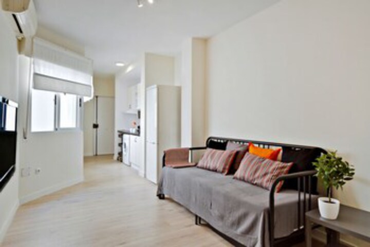 Room 10 of 22