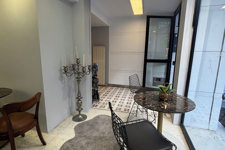 Entrance & Lobby